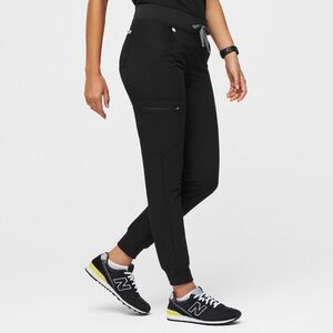 Zamora Jogger Scrub Pants™ (2) Figs
